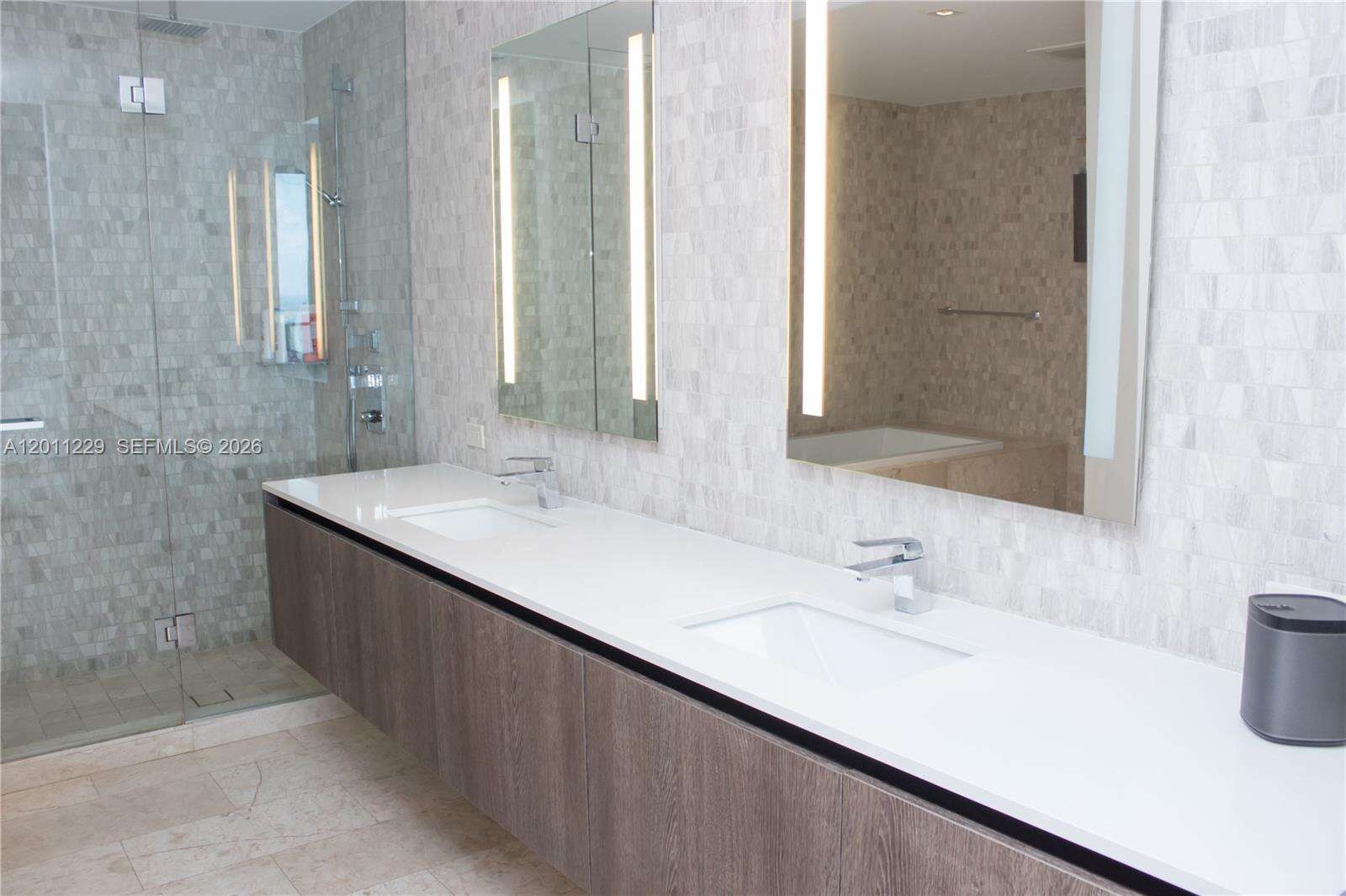 Reach Brickell at 68 6 St, Miami, FL 33131 - For Rent photo 29