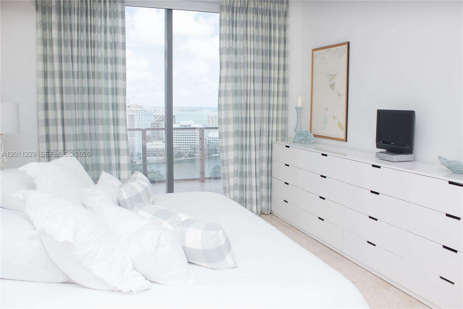 Reach Brickell at 68 6 St, Miami, FL 33131 - For Rent photo 4