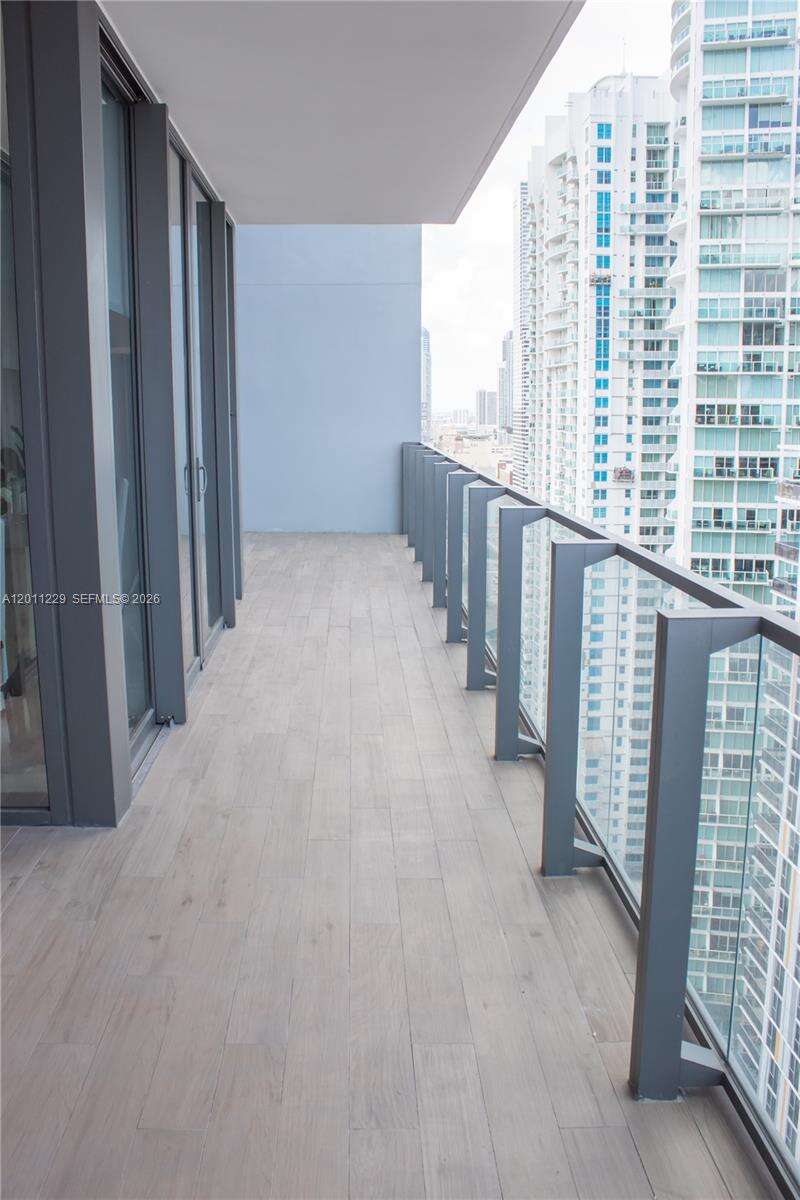 Reach Brickell at 68 6 St, Miami, FL 33131 - For Rent photo 9