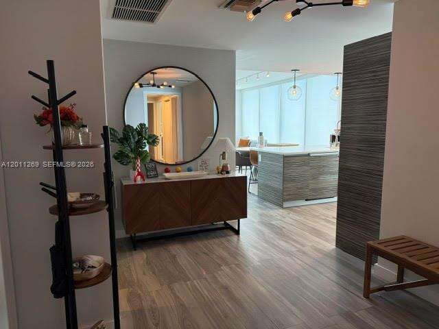 Icon Bay at 460 28 St, Miami, FL 33137 - For Rent photo 3