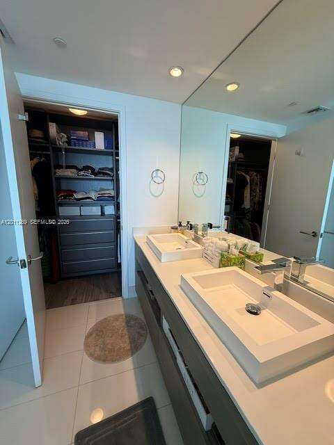Icon Bay at 460 28 St, Miami, FL 33137 - For Rent photo 26