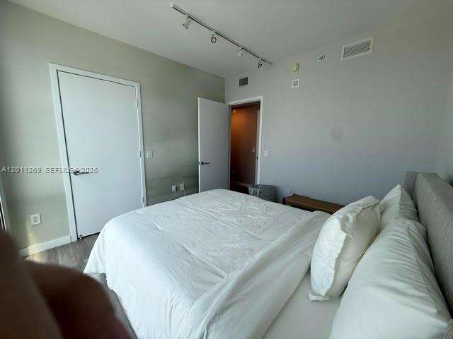 Icon Bay at 460 28 St, Miami, FL 33137 - For Rent photo 9