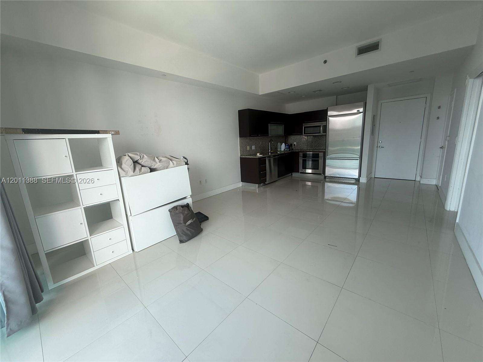 The Plaza On Brickell East at 950 Brickell Bay Dr, Miami, FL 33131 - For Rent photo 2