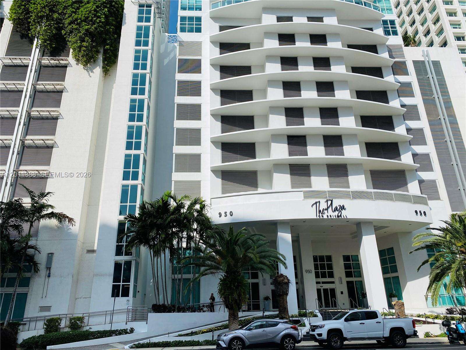 The Plaza On Brickell East at 950 Brickell Bay Dr, Miami, FL 33131 - For Rent photo 13