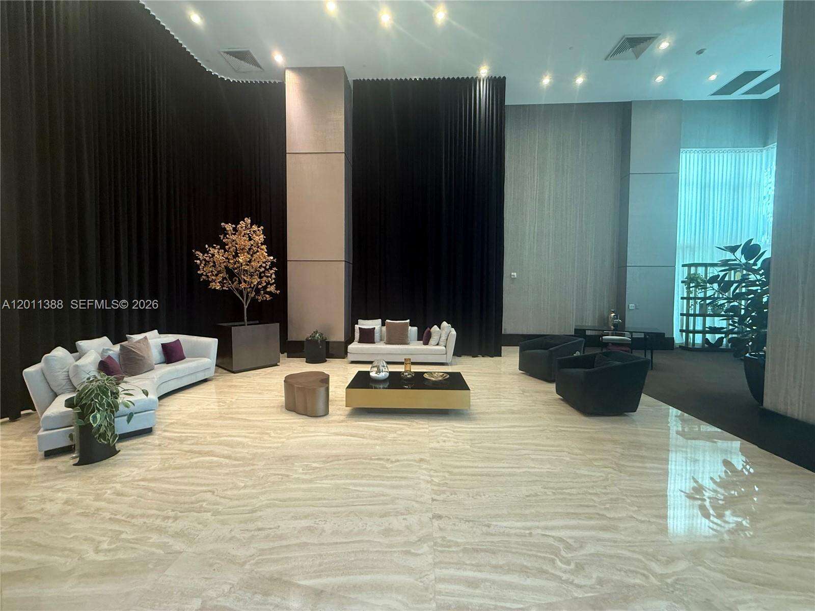The Plaza On Brickell East at 950 Brickell Bay Dr, Miami, FL 33131 - For Rent photo 20