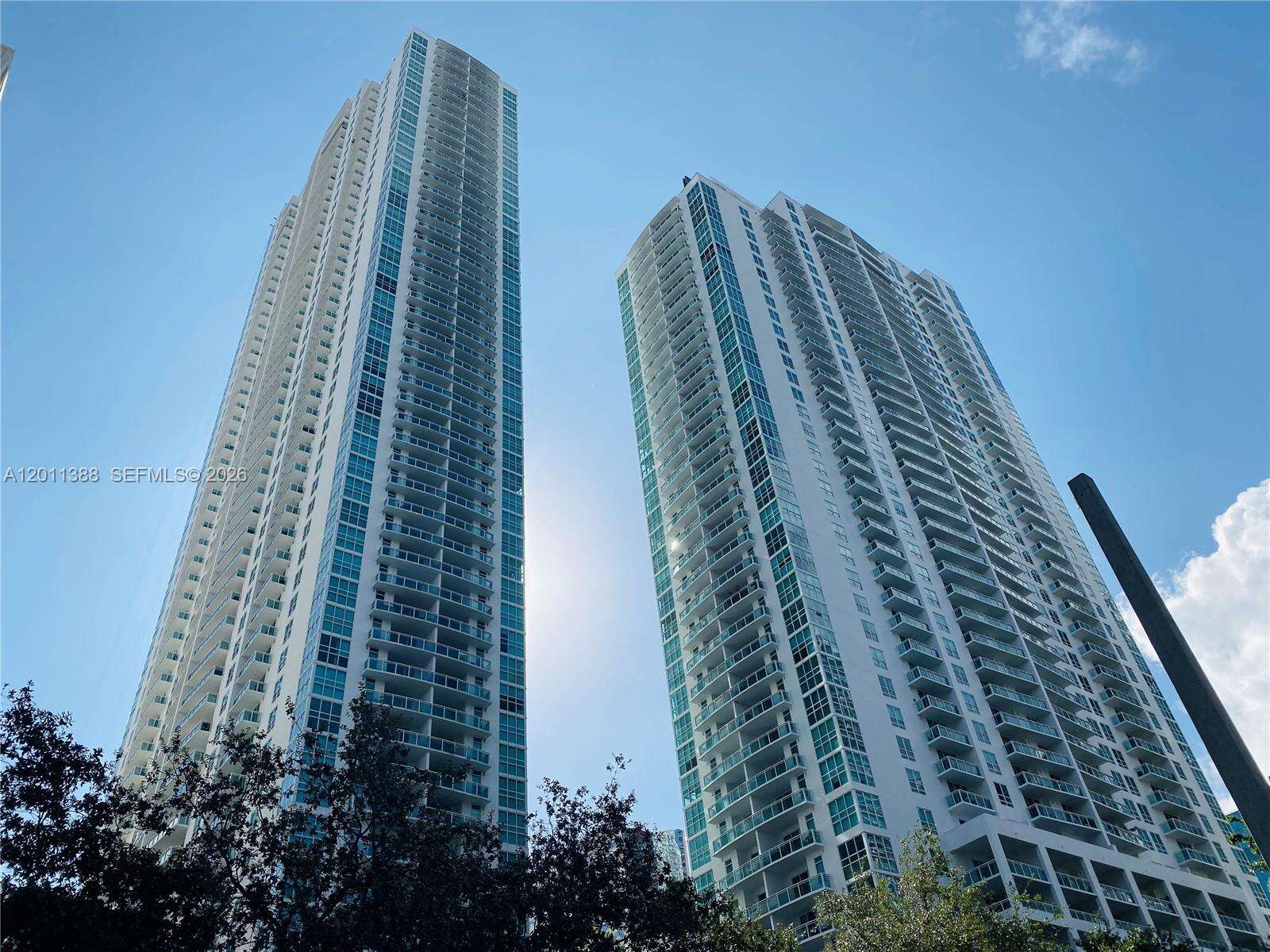 The Plaza On Brickell East at 950 Brickell Bay Dr, Miami, FL 33131 - For Rent photo 46