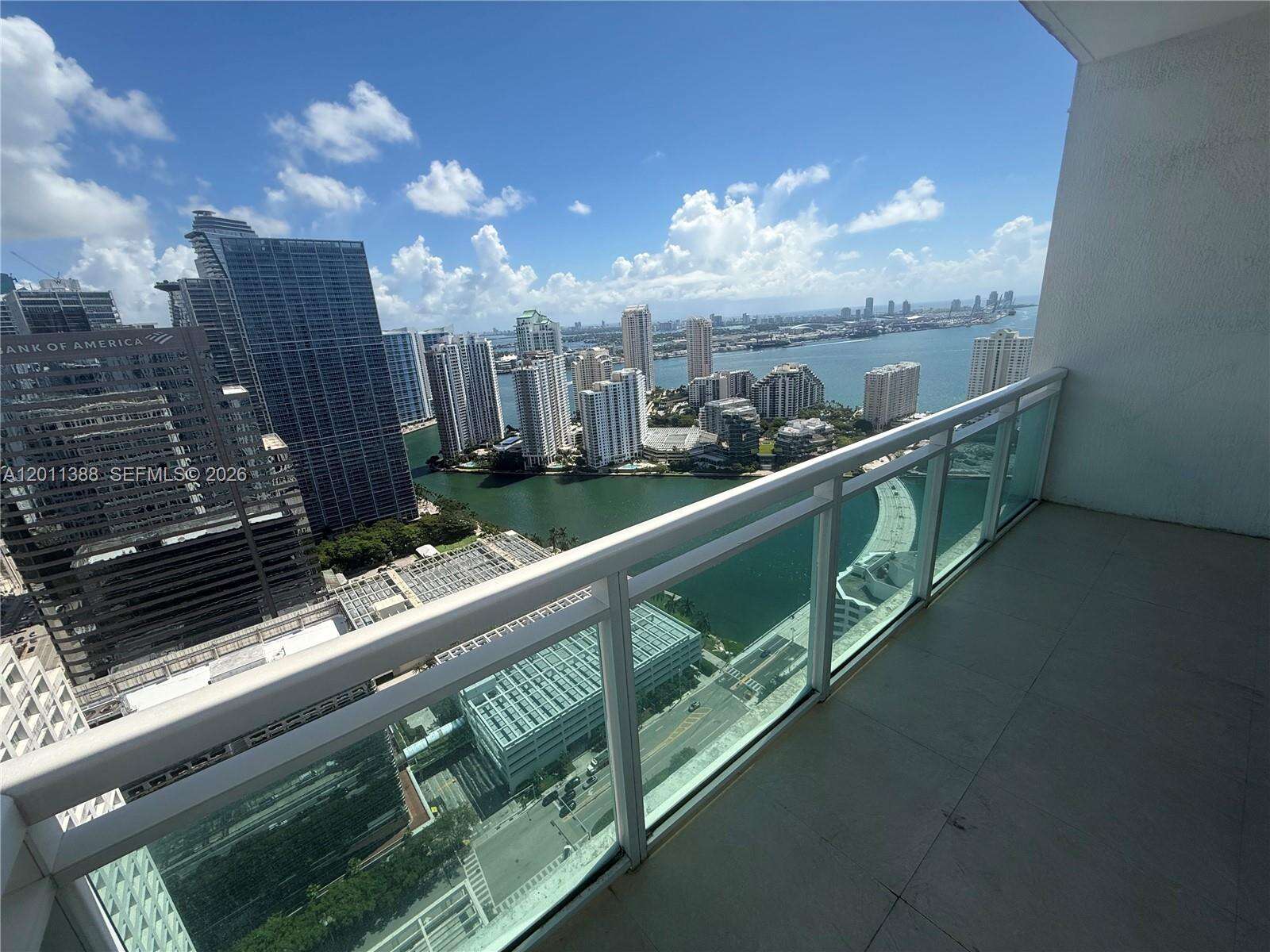 The Plaza On Brickell East at 950 Brickell Bay Dr, Miami, FL 33131 - For Rent photo 9