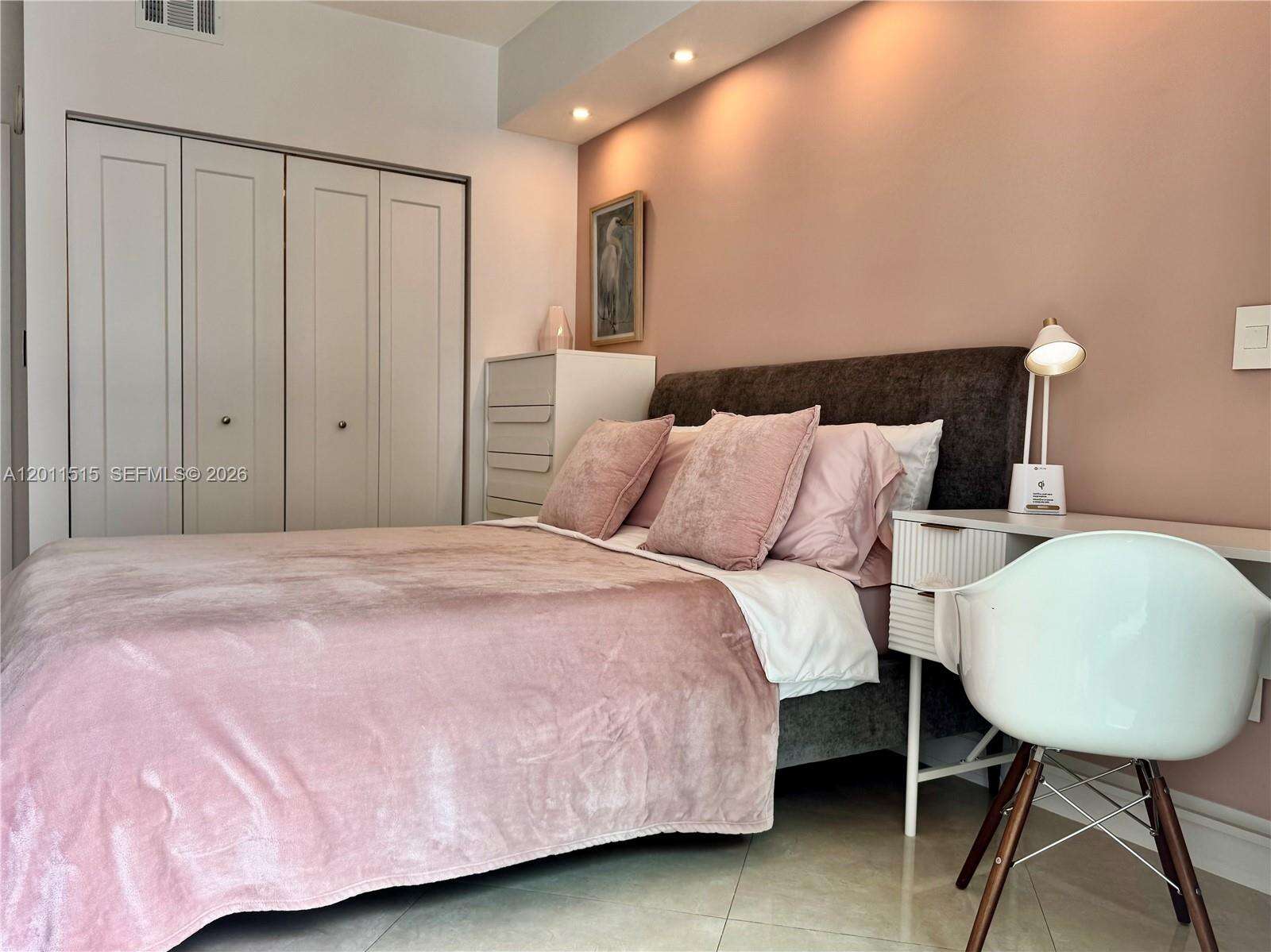King David at 17555 Atlantic Blvd, Sunny Isles Beach, FL 33160 - For Rent photo 24