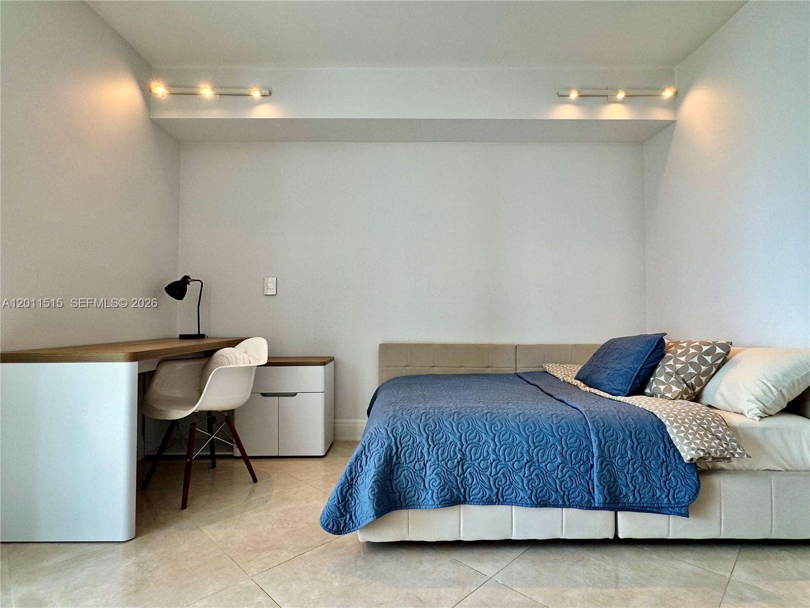 King David at 17555 Atlantic Blvd, Sunny Isles Beach, FL 33160 - For Rent photo 25