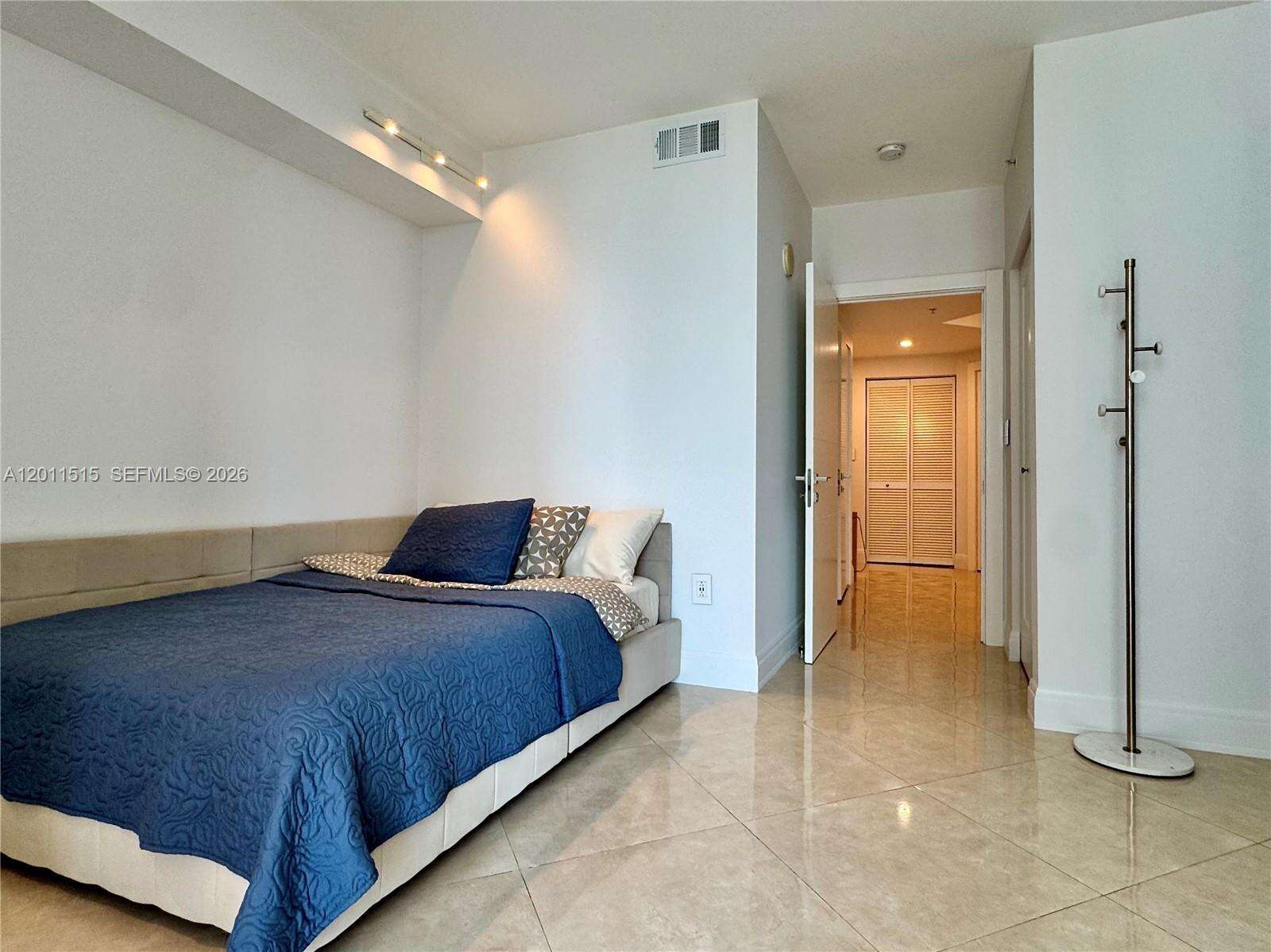 King David at 17555 Atlantic Blvd, Sunny Isles Beach, FL 33160 - For Rent photo 26