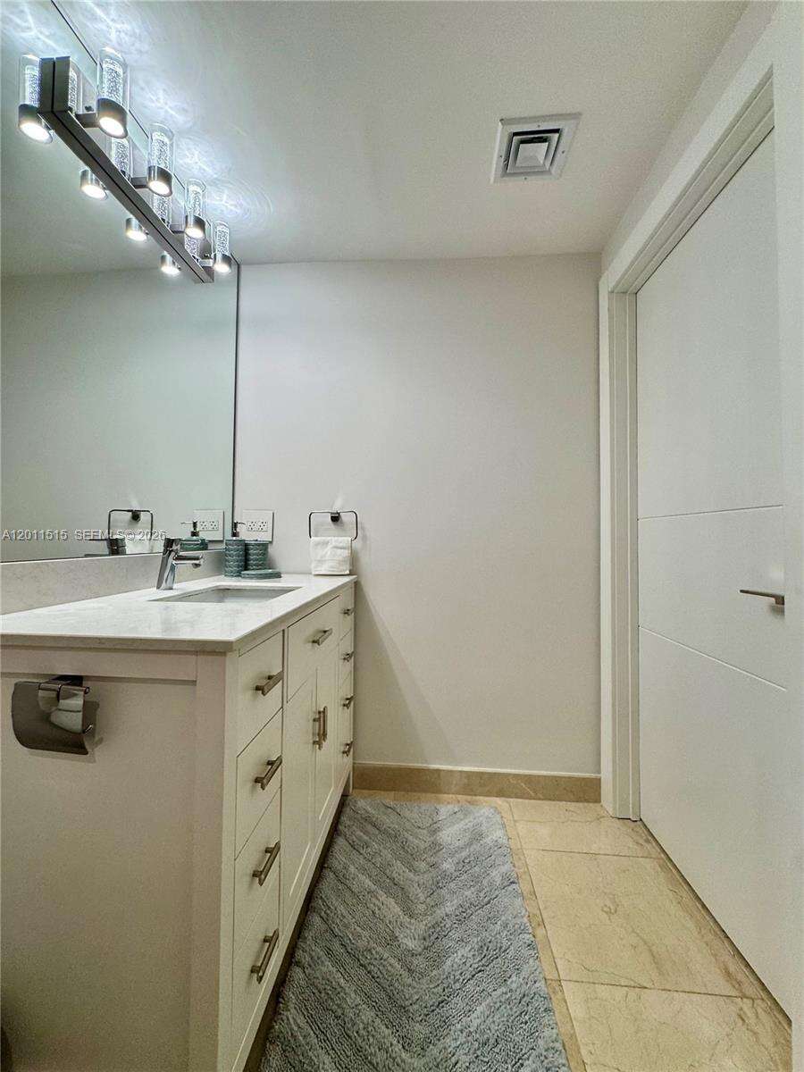 King David at 17555 Atlantic Blvd, Sunny Isles Beach, FL 33160 - For Rent photo 30