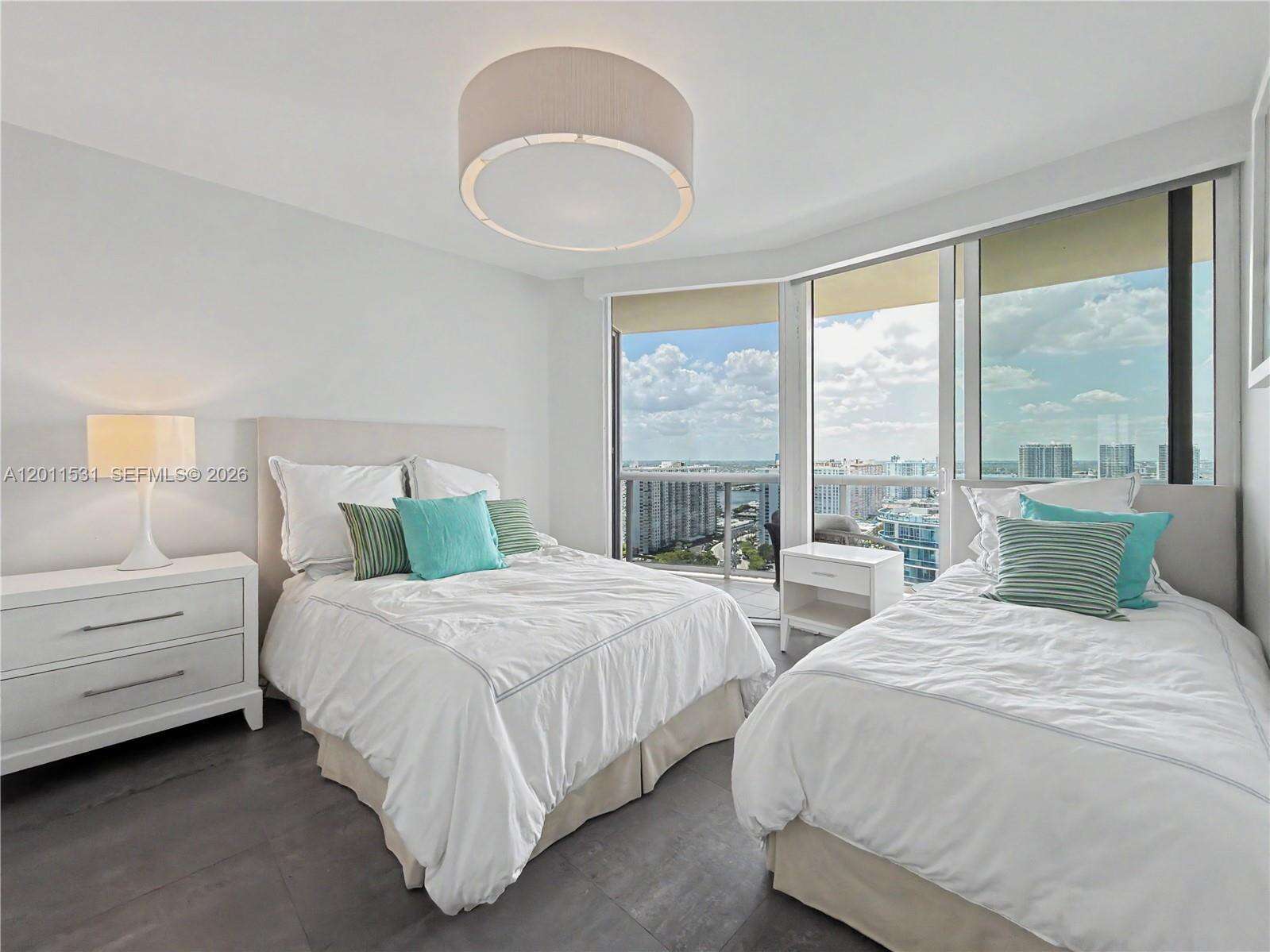 Pinnacle at 17555 Collins Ave, Sunny Isles Beach, FL 33160 - For Rent photo 16
