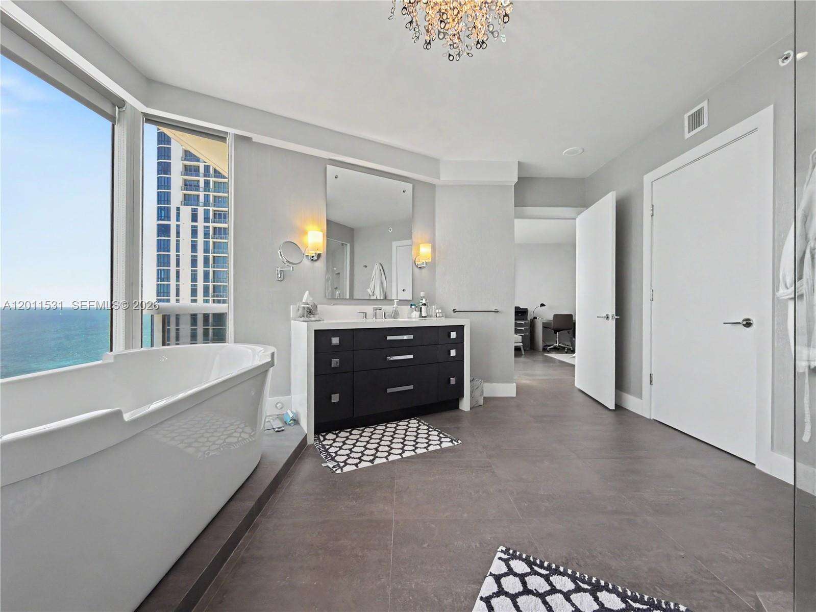 Pinnacle at 17555 Collins Ave, Sunny Isles Beach, FL 33160 - For Rent photo 22