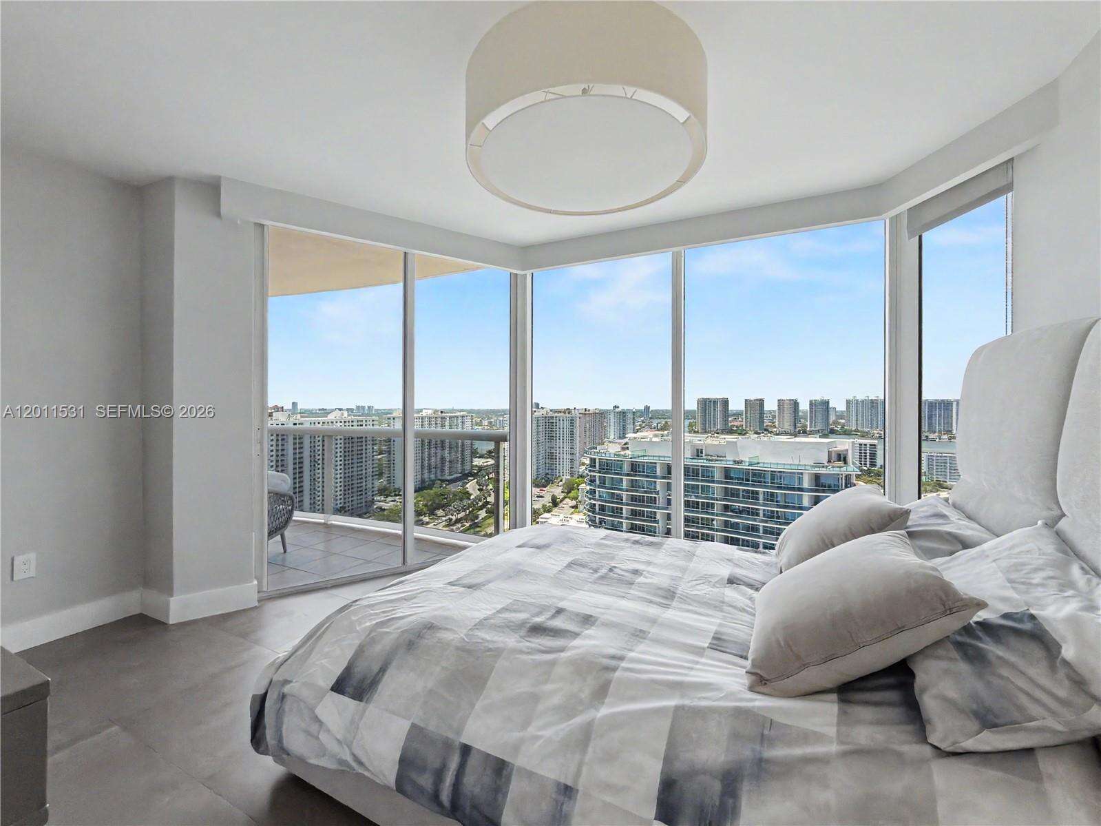 Pinnacle at 17555 Collins Ave, Sunny Isles Beach, FL 33160 - For Rent photo 26