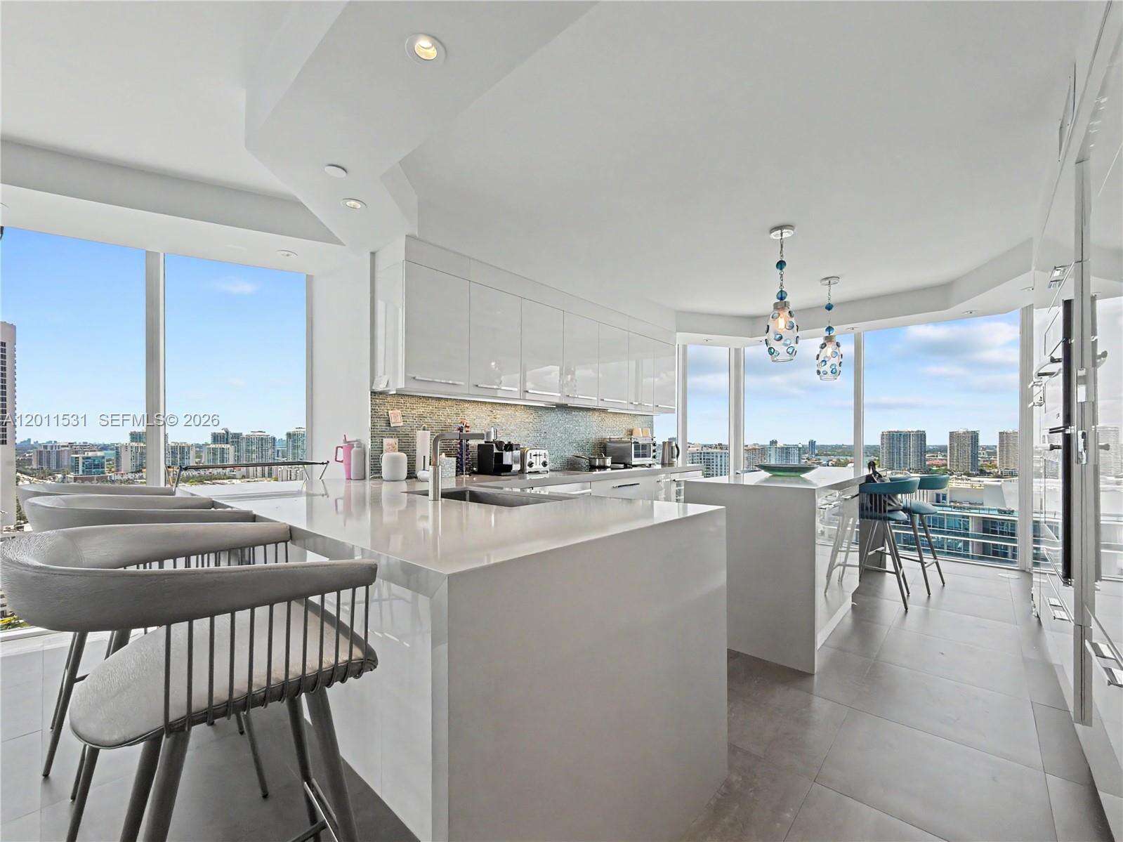 Pinnacle at 17555 Collins Ave, Sunny Isles Beach, FL 33160 - For Rent photo 7