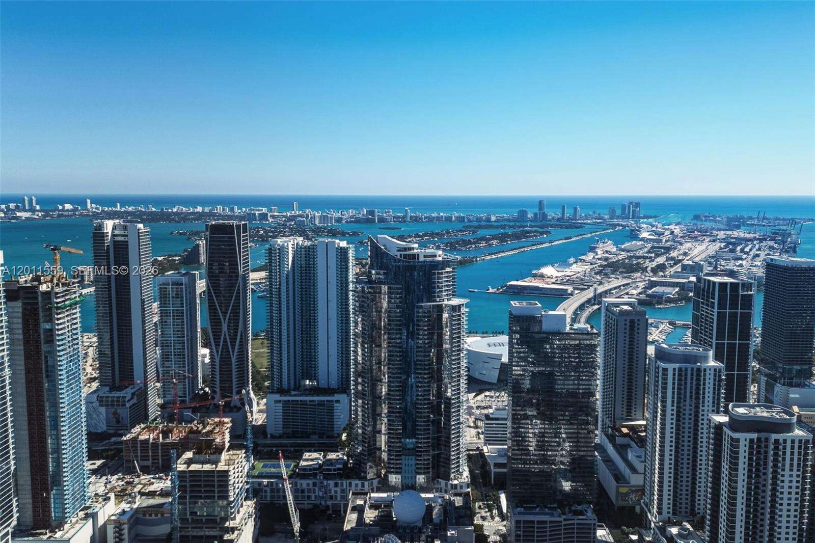 Paramount Miami Worldcenter at 851 1 Ave, Miami, FL 33132 - For Rent photo 44