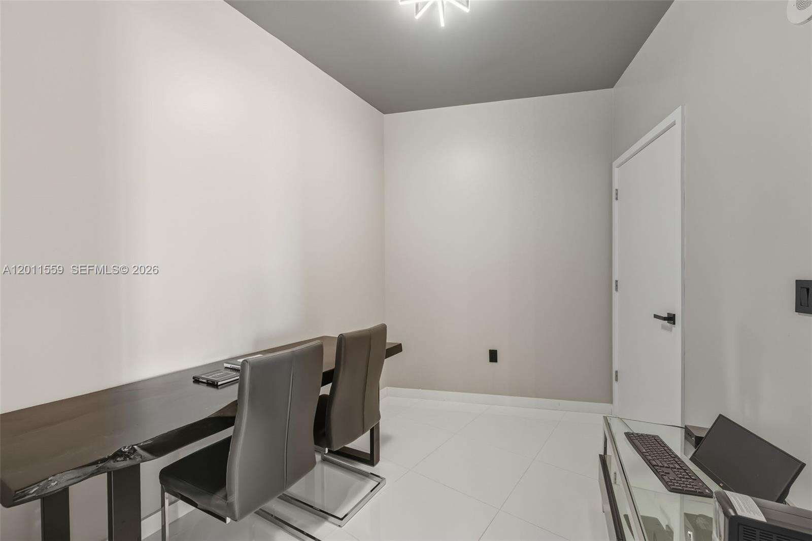 Paramount Miami Worldcenter at 851 1 Ave, Miami, FL 33132 - For Rent photo 10