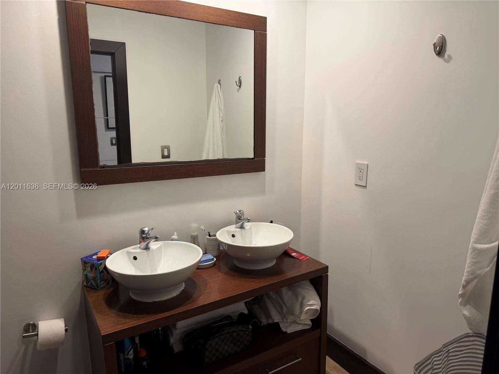 Roney Palace at 2301 Collins Ave, Miami Beach, FL 33139 - For Rent photo 9