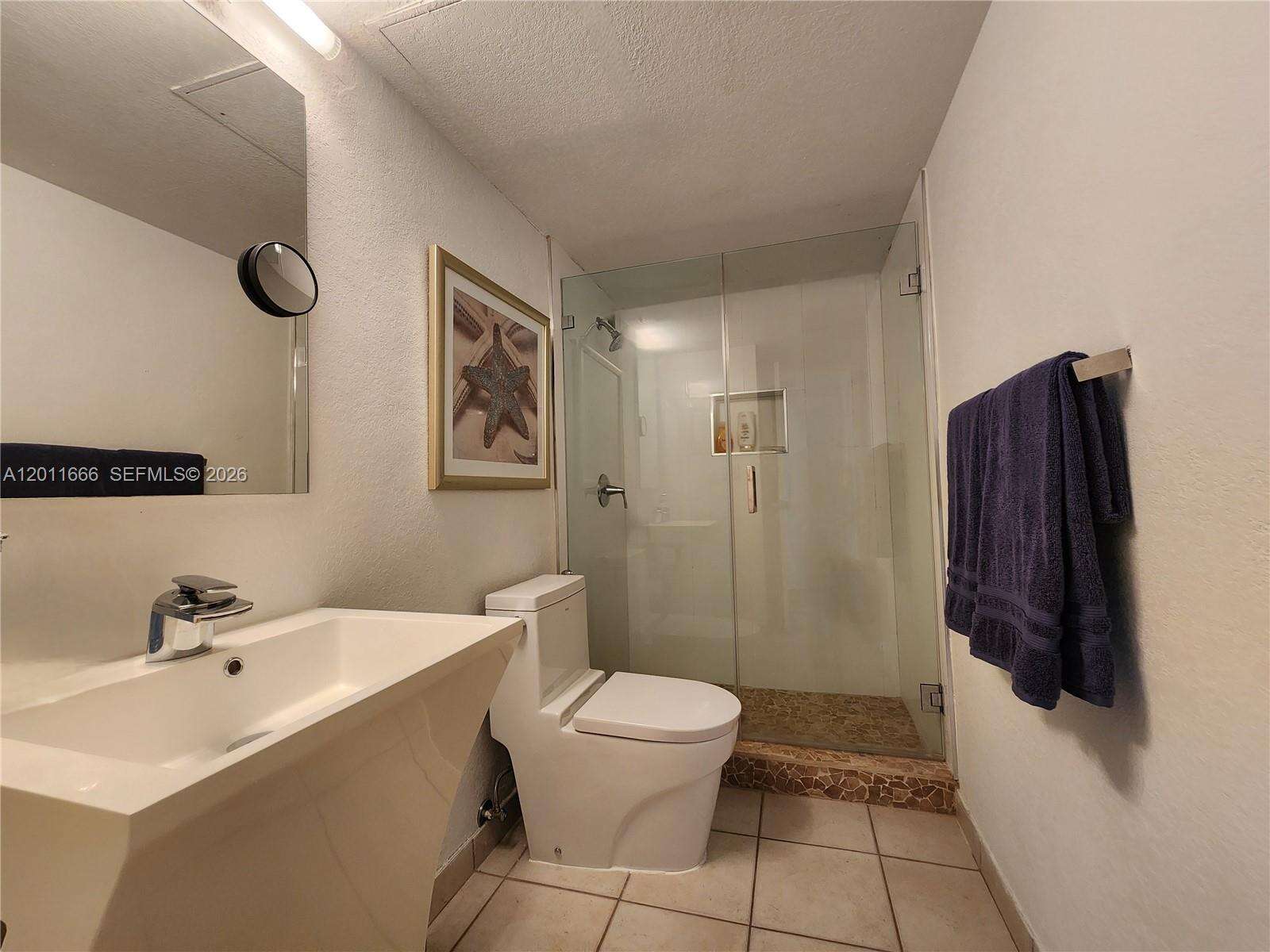 Parker Plaza at 2030 Ocean Dr, Hallandale Beach, FL 33009 - For Rent photo 23