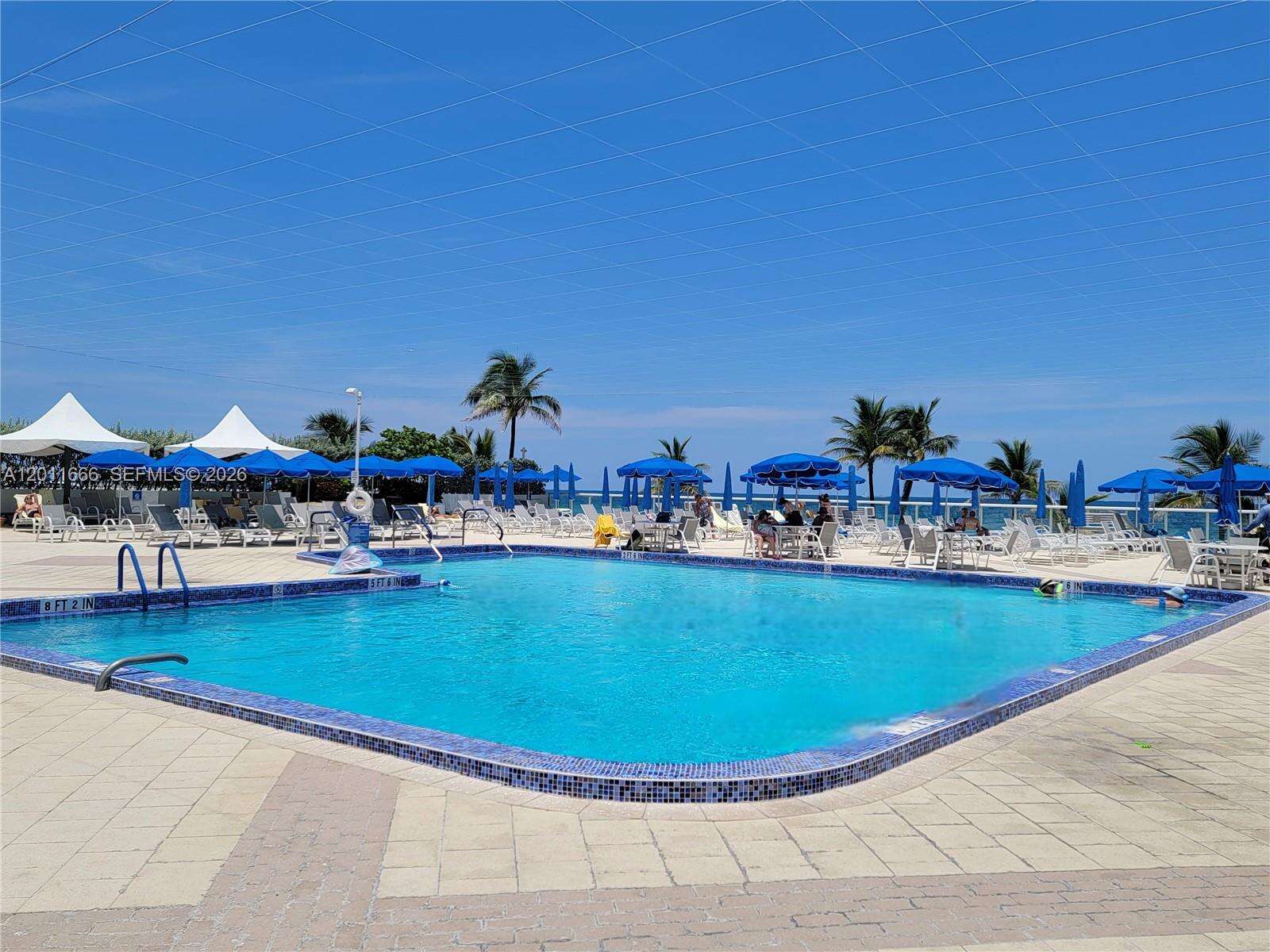 Parker Plaza at 2030 Ocean Dr, Hallandale Beach, FL 33009 - For Rent photo 25