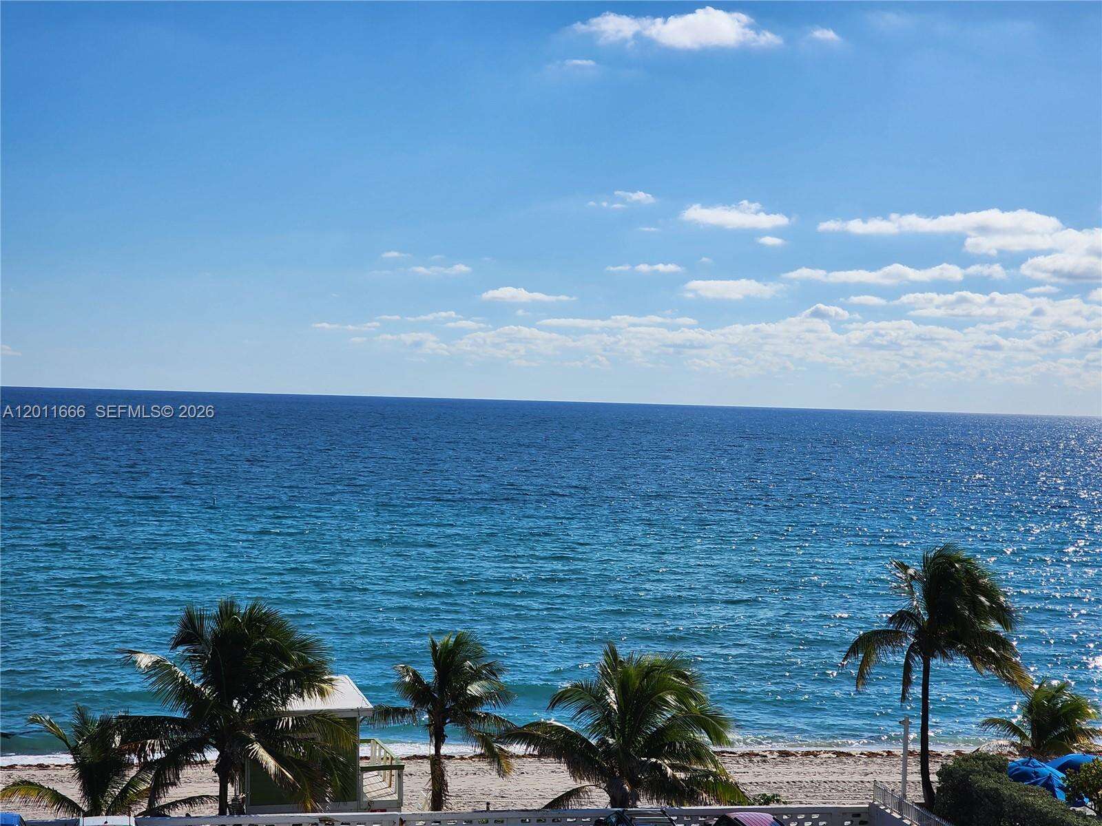 Parker Plaza at 2030 Ocean Dr, Hallandale Beach, FL 33009 - For Rent photo 28