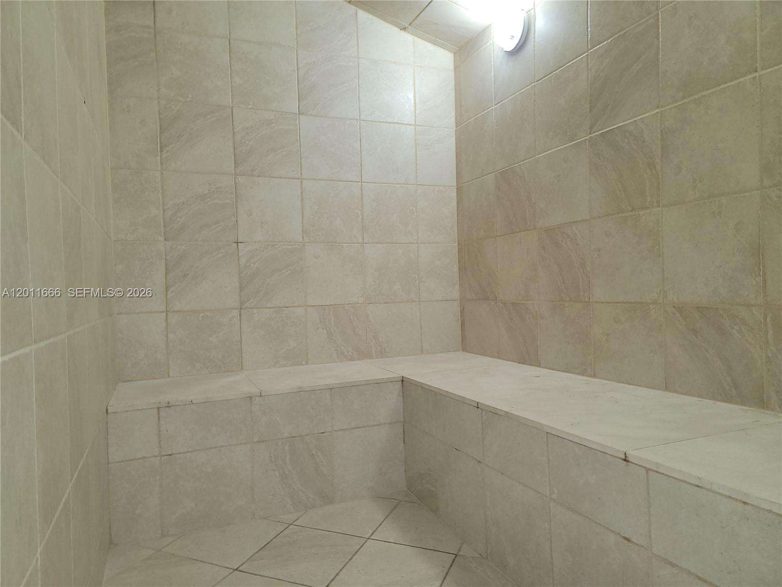 Parker Plaza at 2030 Ocean Dr, Hallandale Beach, FL 33009 - For Rent photo 33