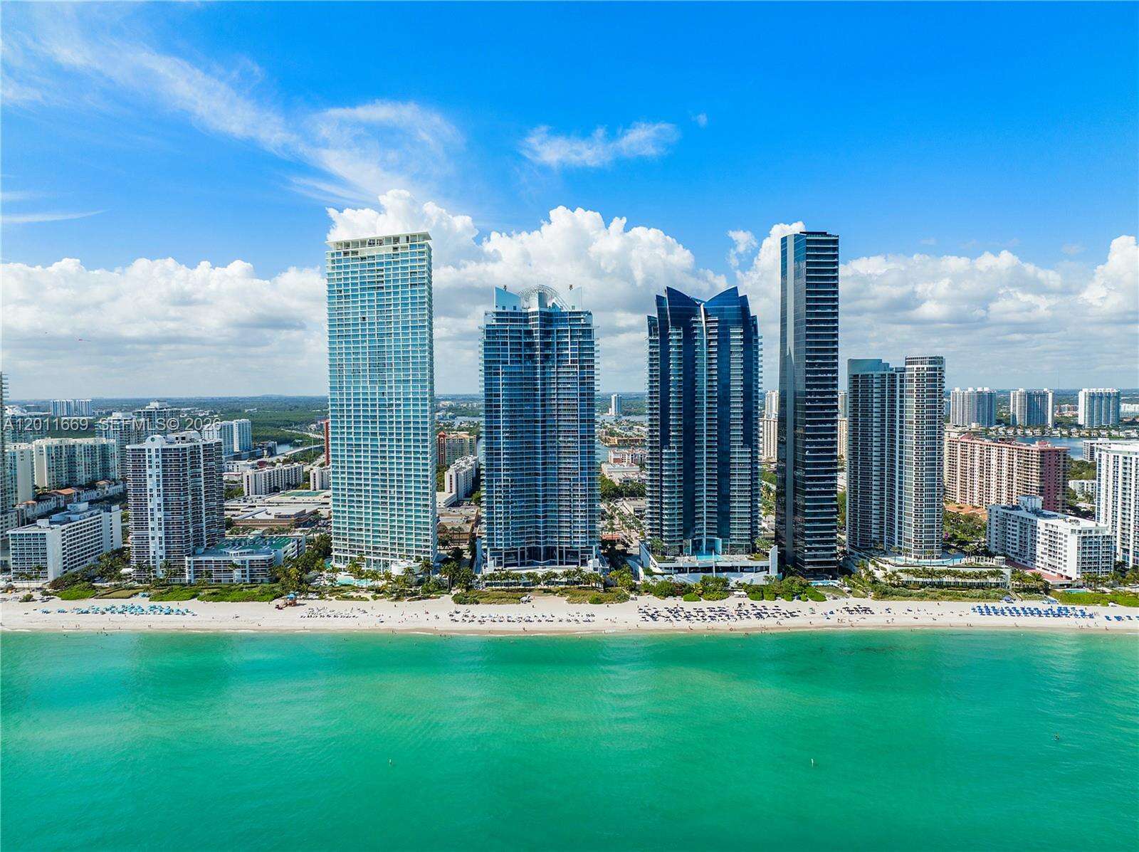 Jade Beach at 17001 Collins Ave, Sunny Isles Beach, FL 33160 - For Rent photo 24