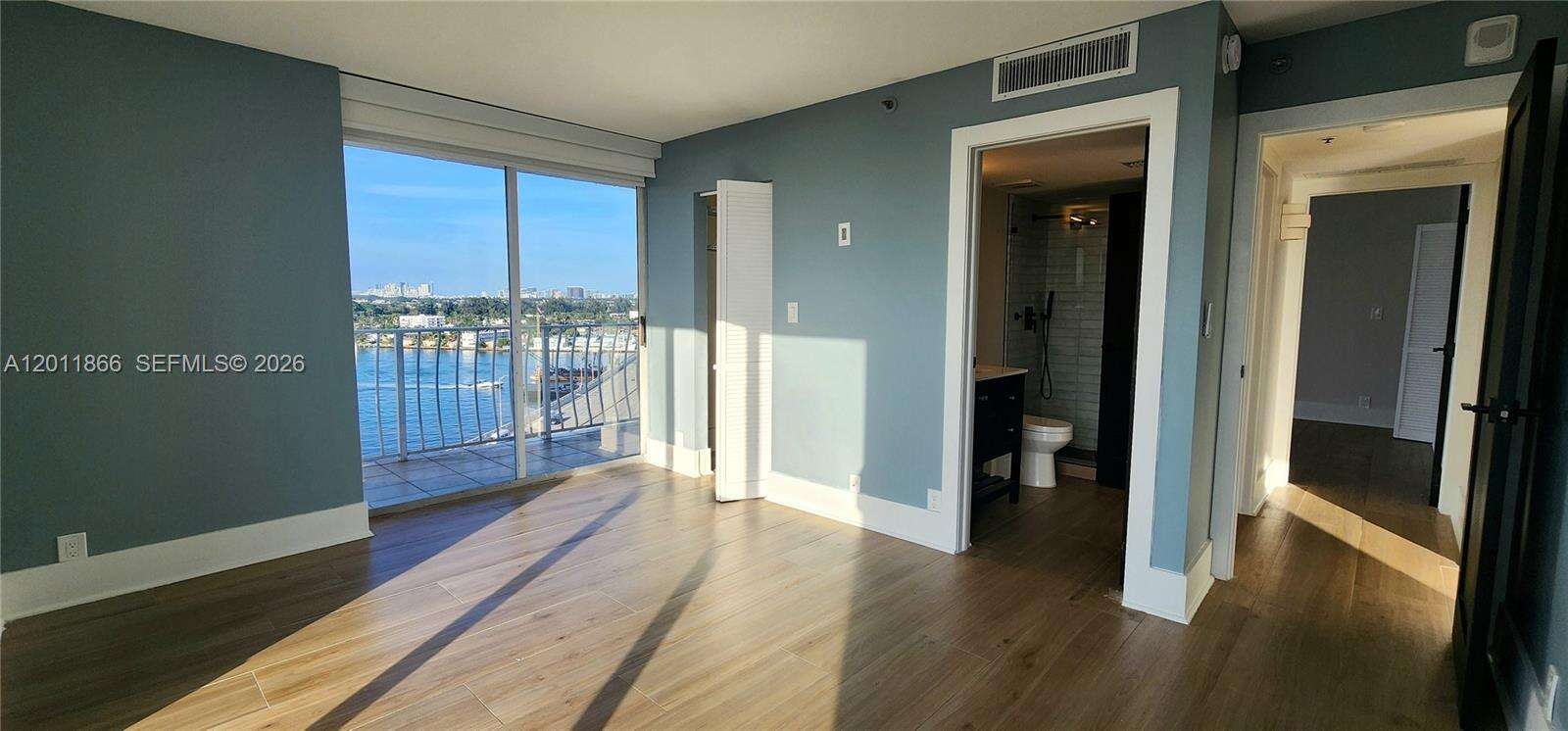 Grandview Palace at 7601 Treasure Dr, North Bay Village, FL 33141 - For Rent photo 15