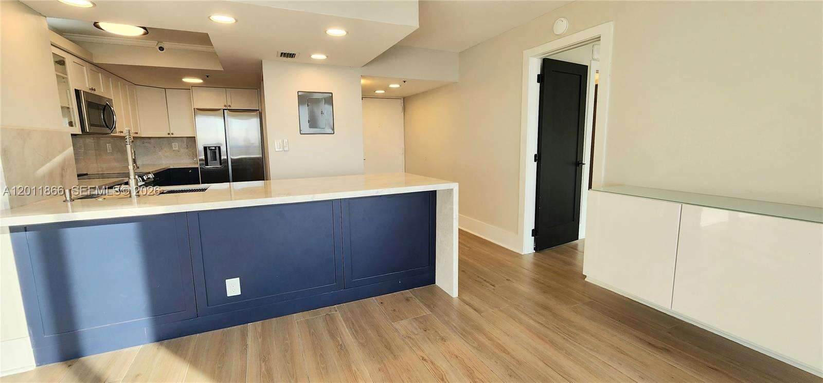 Grandview Palace at 7601 Treasure Dr, North Bay Village, FL 33141 - For Rent photo 7