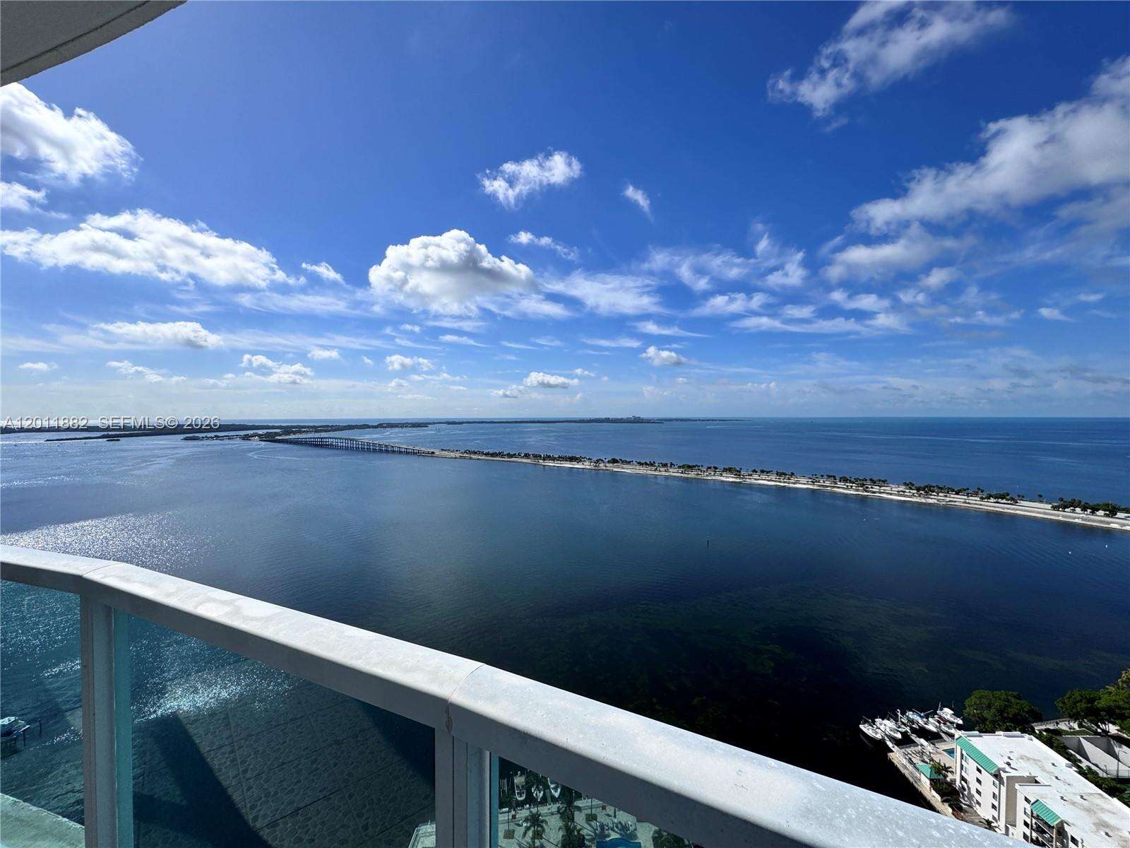 Skyline On Brickell at 2101 Brickell Ave, Miami, FL 33129 - For Rent photo 2