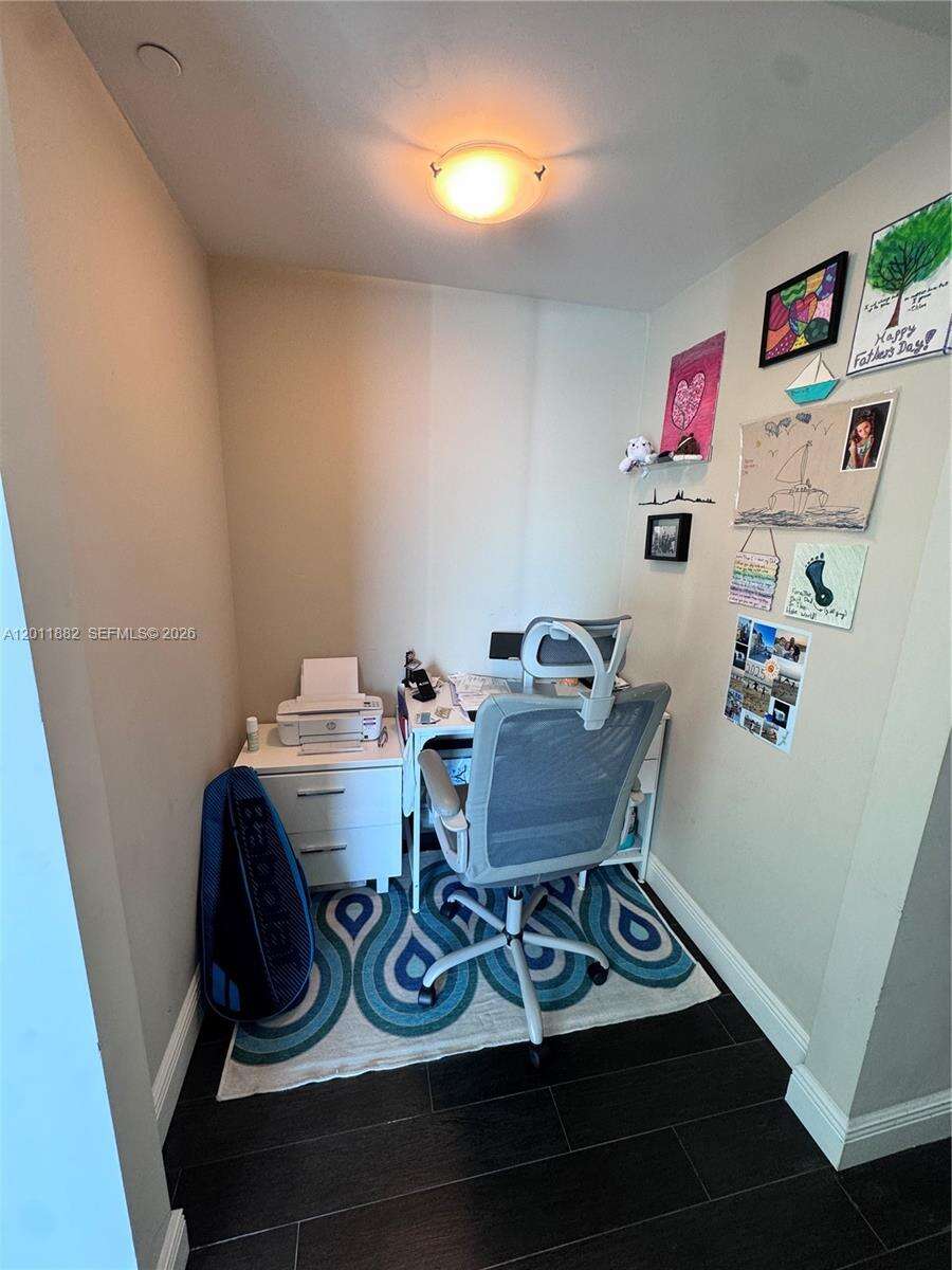 Skyline On Brickell at 2101 Brickell Ave, Miami, FL 33129 - For Rent photo 17