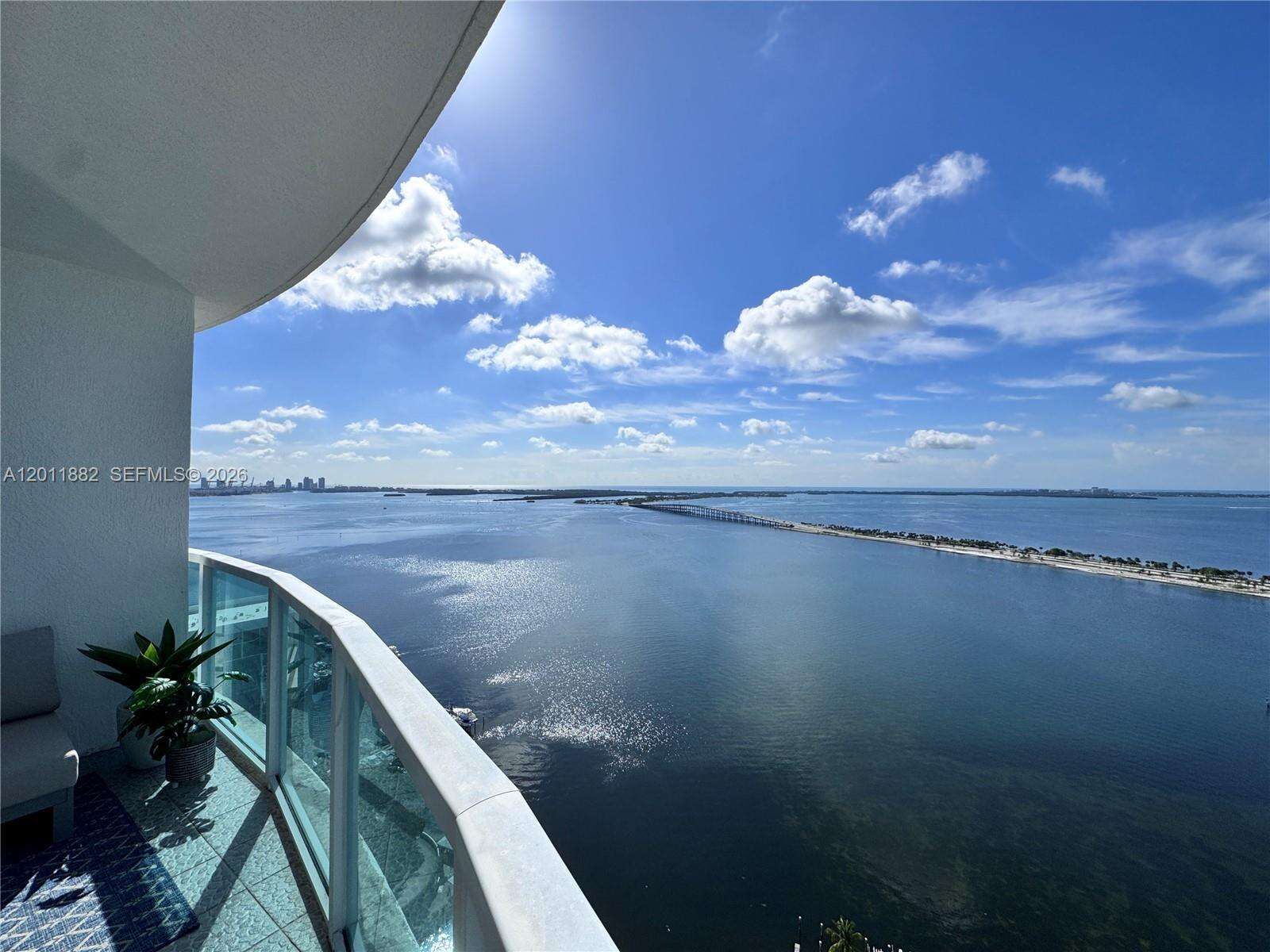 Skyline On Brickell at 2101 Brickell Ave, Miami, FL 33129 - For Rent photo 3