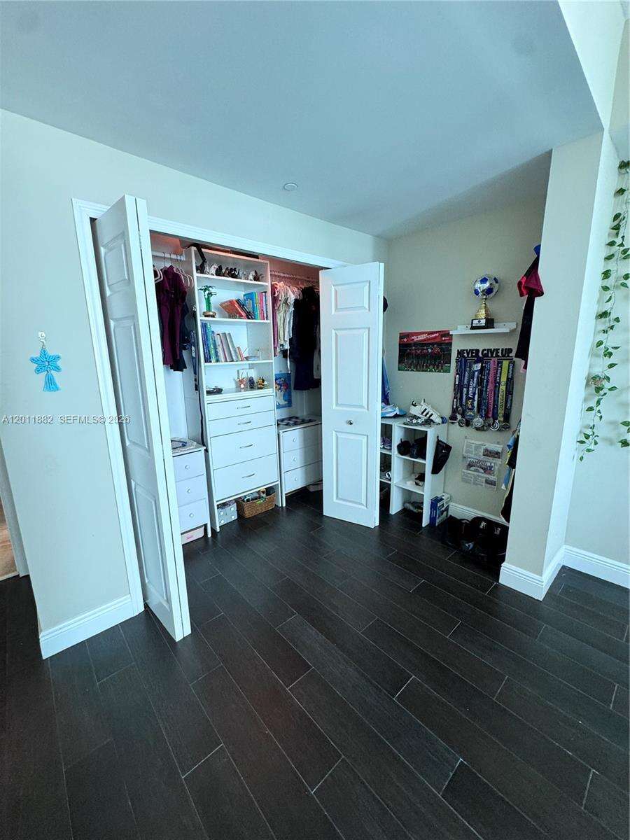 Skyline On Brickell at 2101 Brickell Ave, Miami, FL 33129 - For Rent photo 22