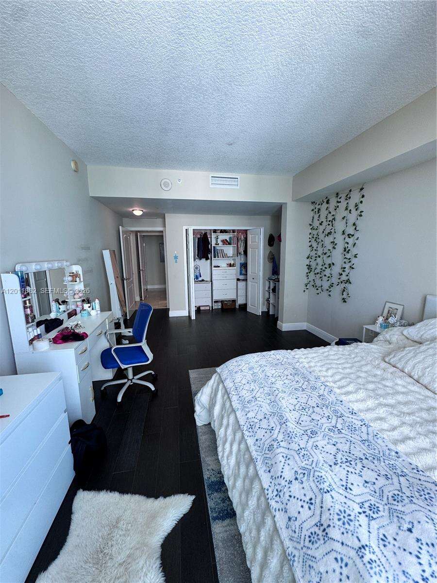 Skyline On Brickell at 2101 Brickell Ave, Miami, FL 33129 - For Rent photo 24