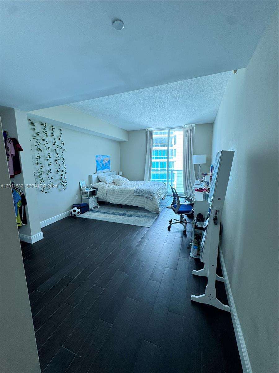 Skyline On Brickell at 2101 Brickell Ave, Miami, FL 33129 - For Rent photo 25
