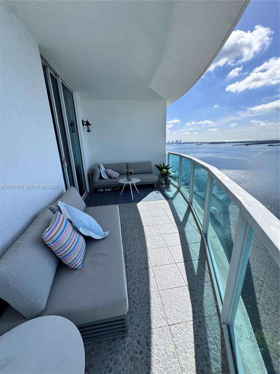 Skyline On Brickell at 2101 Brickell Ave, Miami, FL 33129 - For Rent photo 31