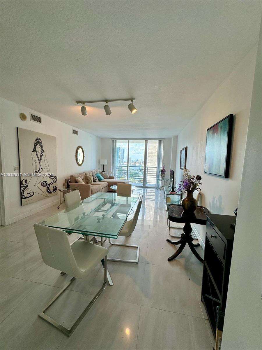 One Miami East at 335 Biscayne Blvd, Miami, FL 33131 - For Rent photo 12