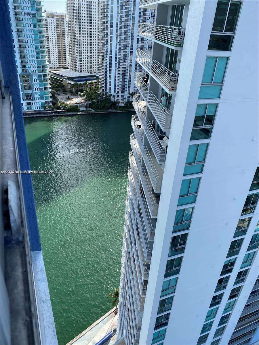 One Miami East at 335 Biscayne Blvd, Miami, FL 33131 - For Rent photo 24