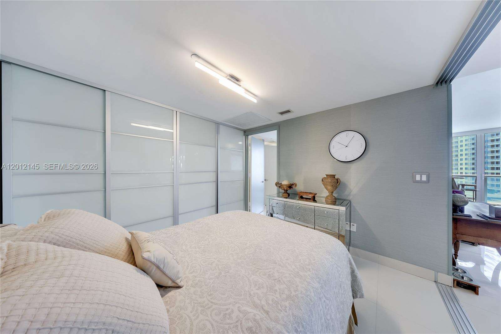 Icon Brickell 1 at 465 Brickell Ave, Miami, FL 33131 - For Rent photo 15