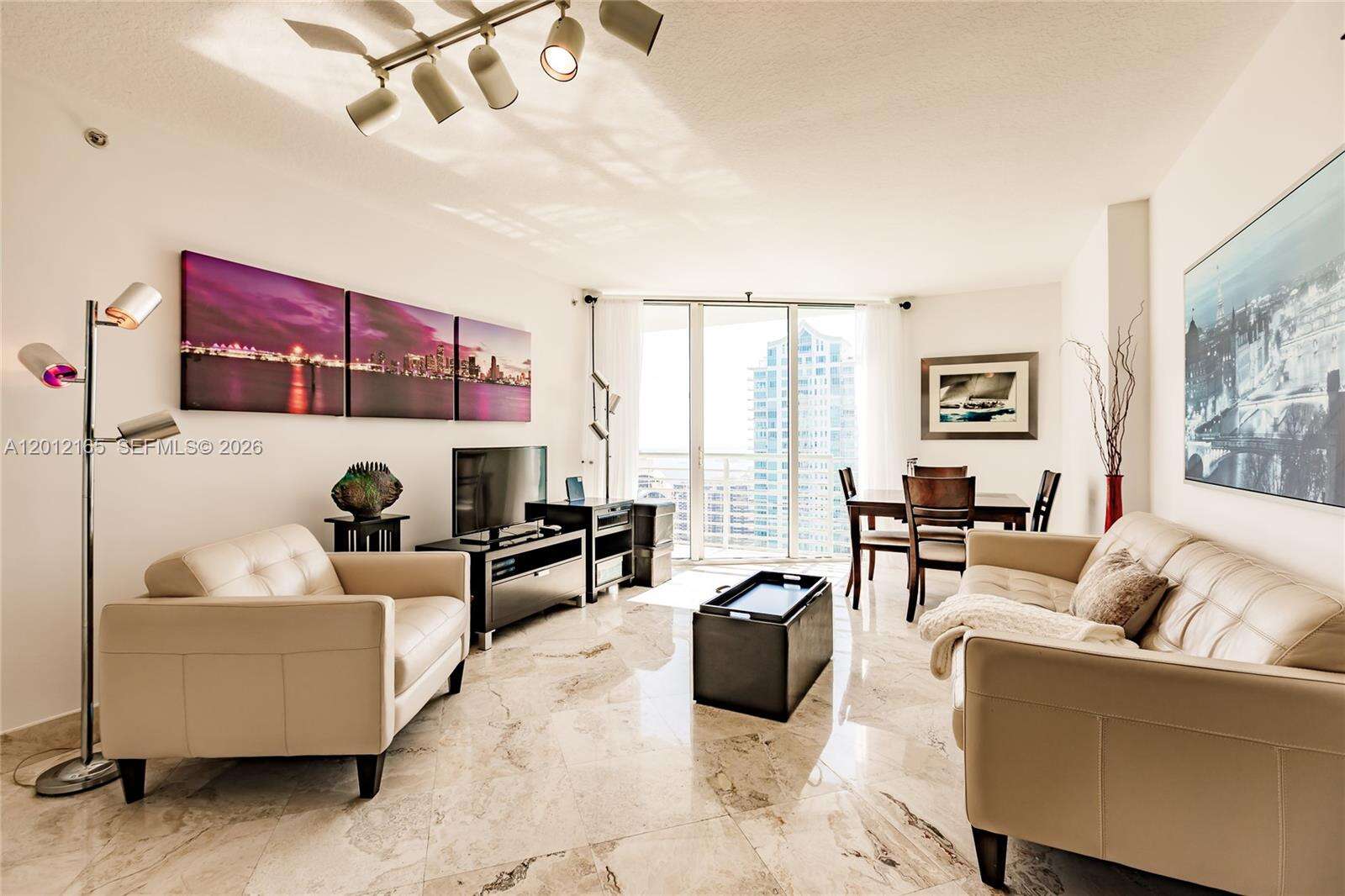 One Miami West at 325 Biscayne Blvd, Miami, FL 33131 - For Rent photo 1