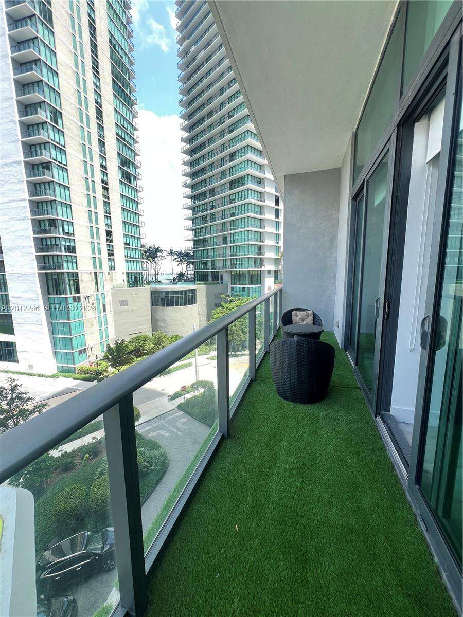 Paraiso Bayviews at 501 31 St, Miami, FL 33137 - For Rent photo 9