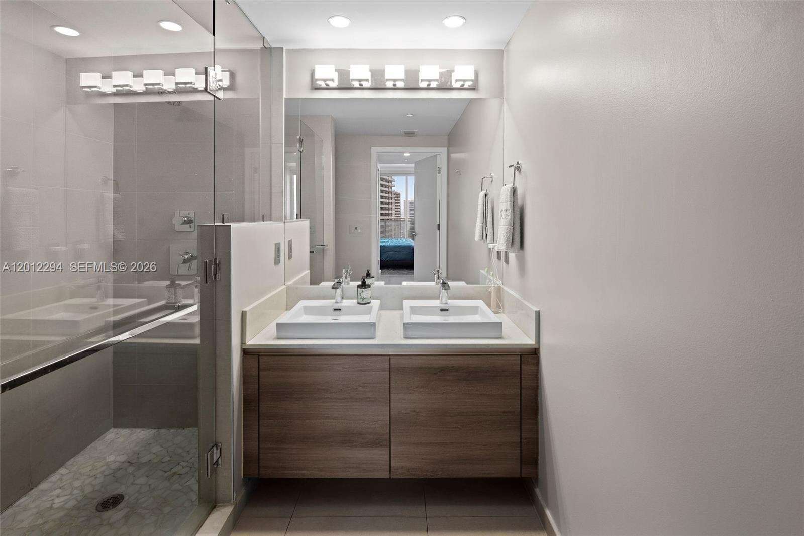 The Bond On Brickell at 1080 Brickell Ave, Miami, FL 33131 - For Rent photo 13