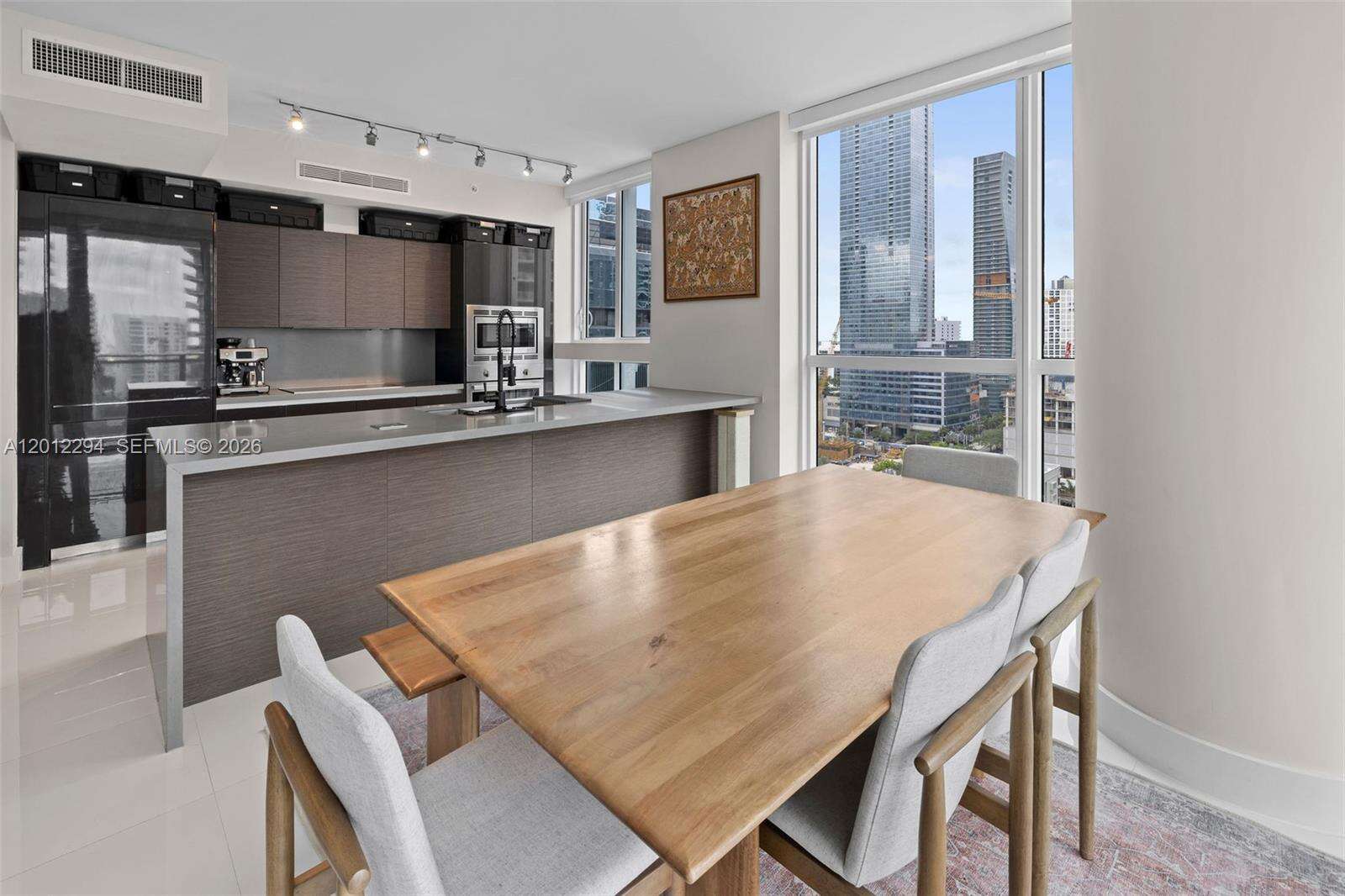 The Bond On Brickell at 1080 Brickell Ave, Miami, FL 33131 - For Rent photo 7