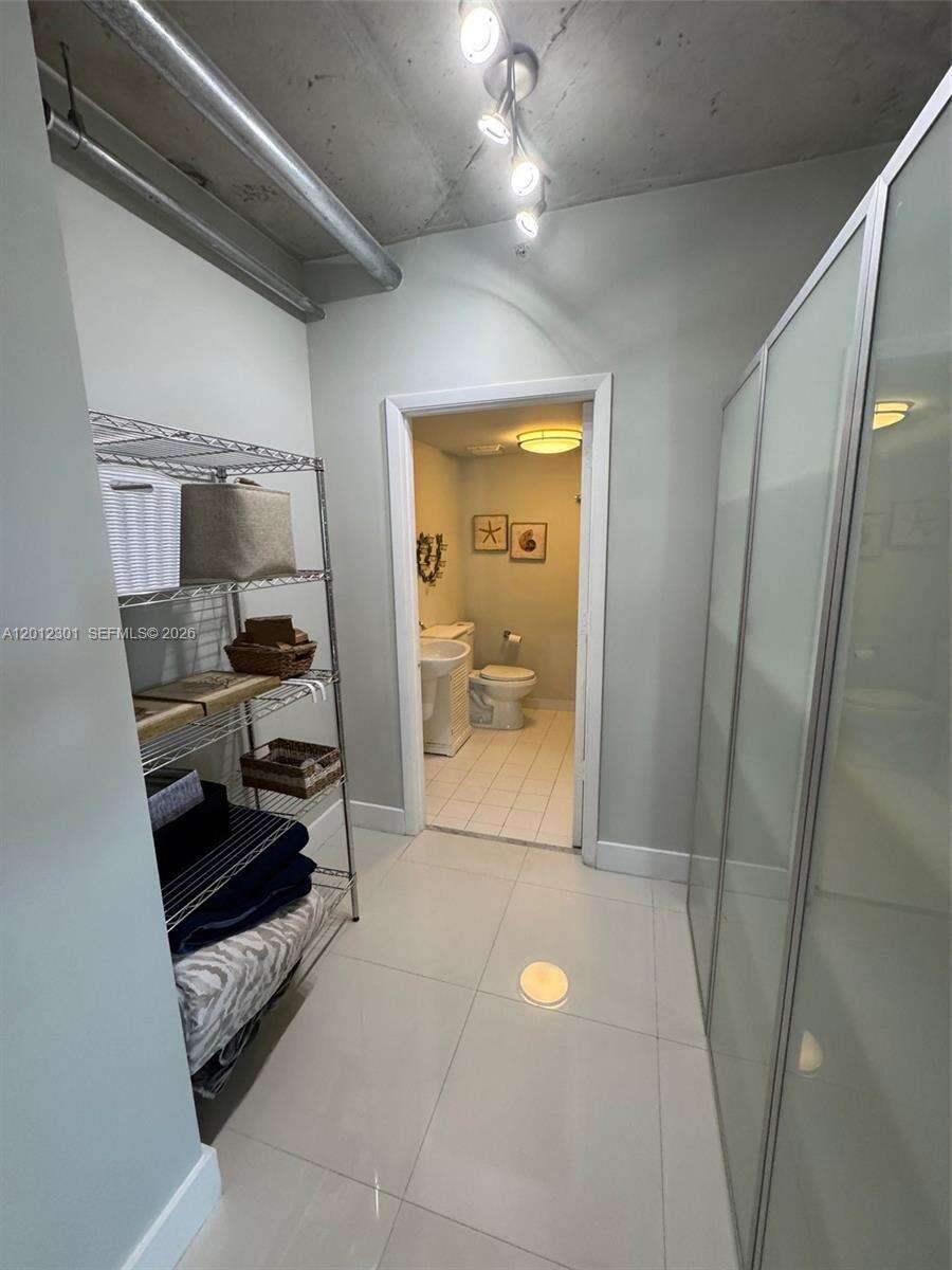 Neo Vertika at 690 1 Ct, Miami, FL 33130 - For Rent photo 9