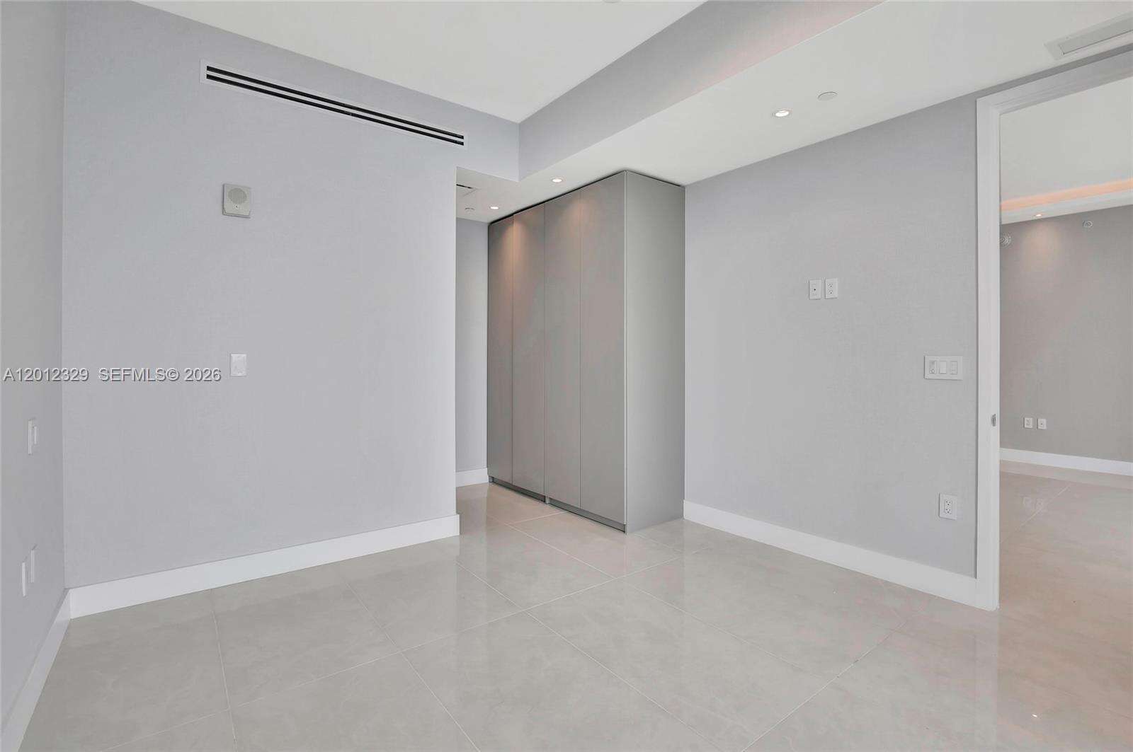 Ritz Carlton Residences at 15701 Collins Ave, Sunny Isles Beach, FL 33160 - For Rent photo 16