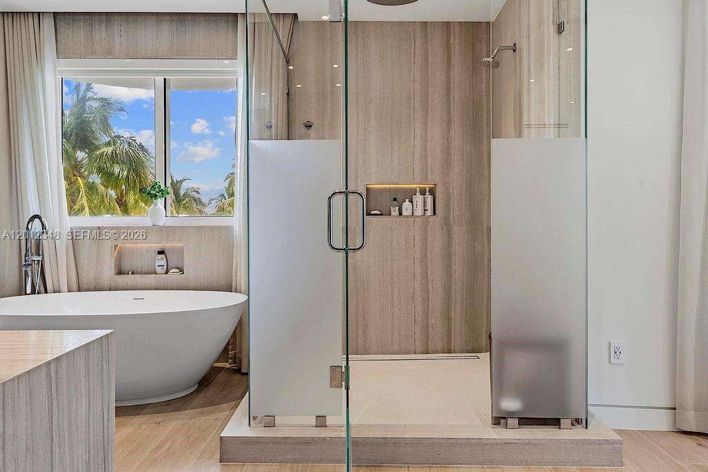Continuum North Tower at 50 Pointe Dr, Miami Beach, FL 33139 - For Rent photo 22