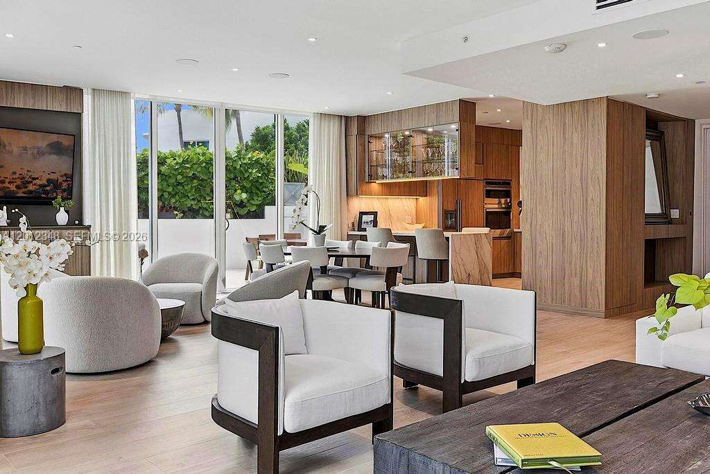 Continuum North Tower at 50 Pointe Dr, Miami Beach, FL 33139 - For Rent photo 9