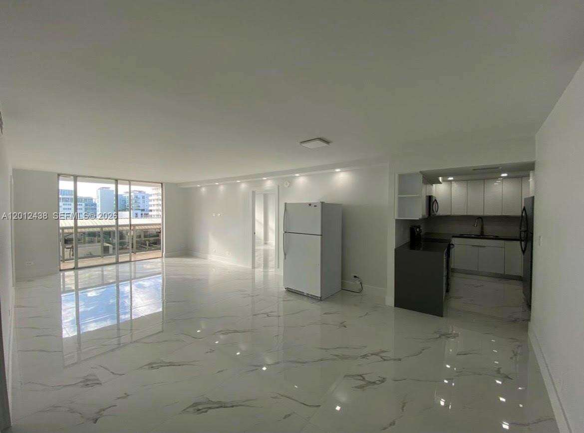 Maison Grande at 6039 Collins Ave, Miami Beach, FL 33140 - For Rent photo 1