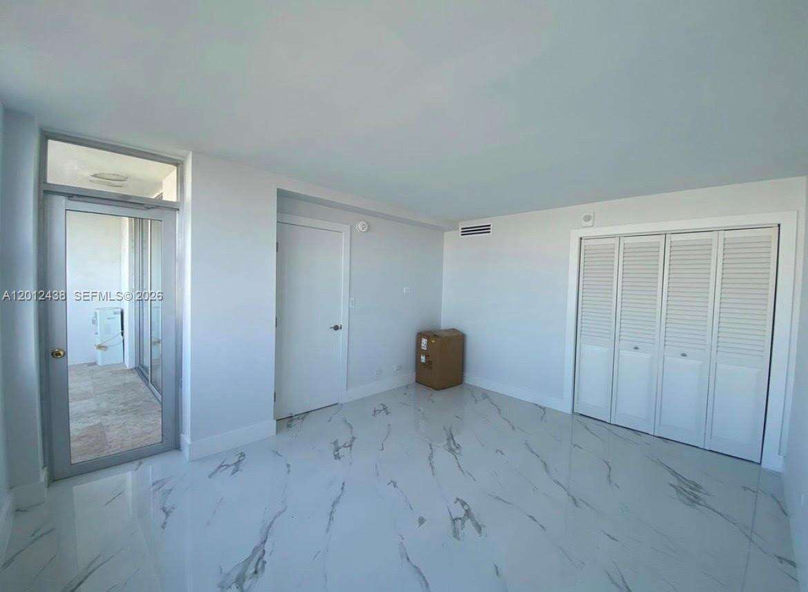 Maison Grande at 6039 Collins Ave, Miami Beach, FL 33140 - For Rent photo 15