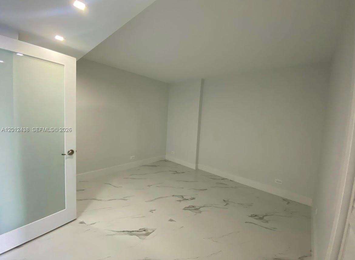 Maison Grande at 6039 Collins Ave, Miami Beach, FL 33140 - For Rent photo 18